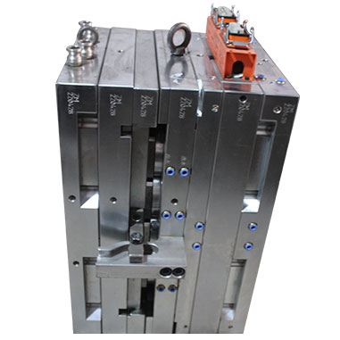 Bottle blank mould