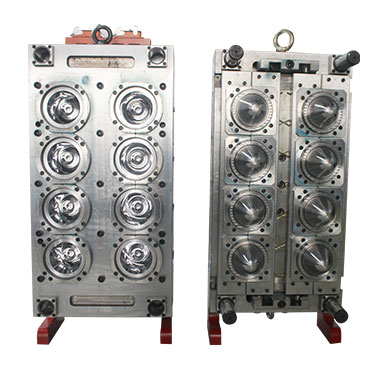 Bottle blank mould